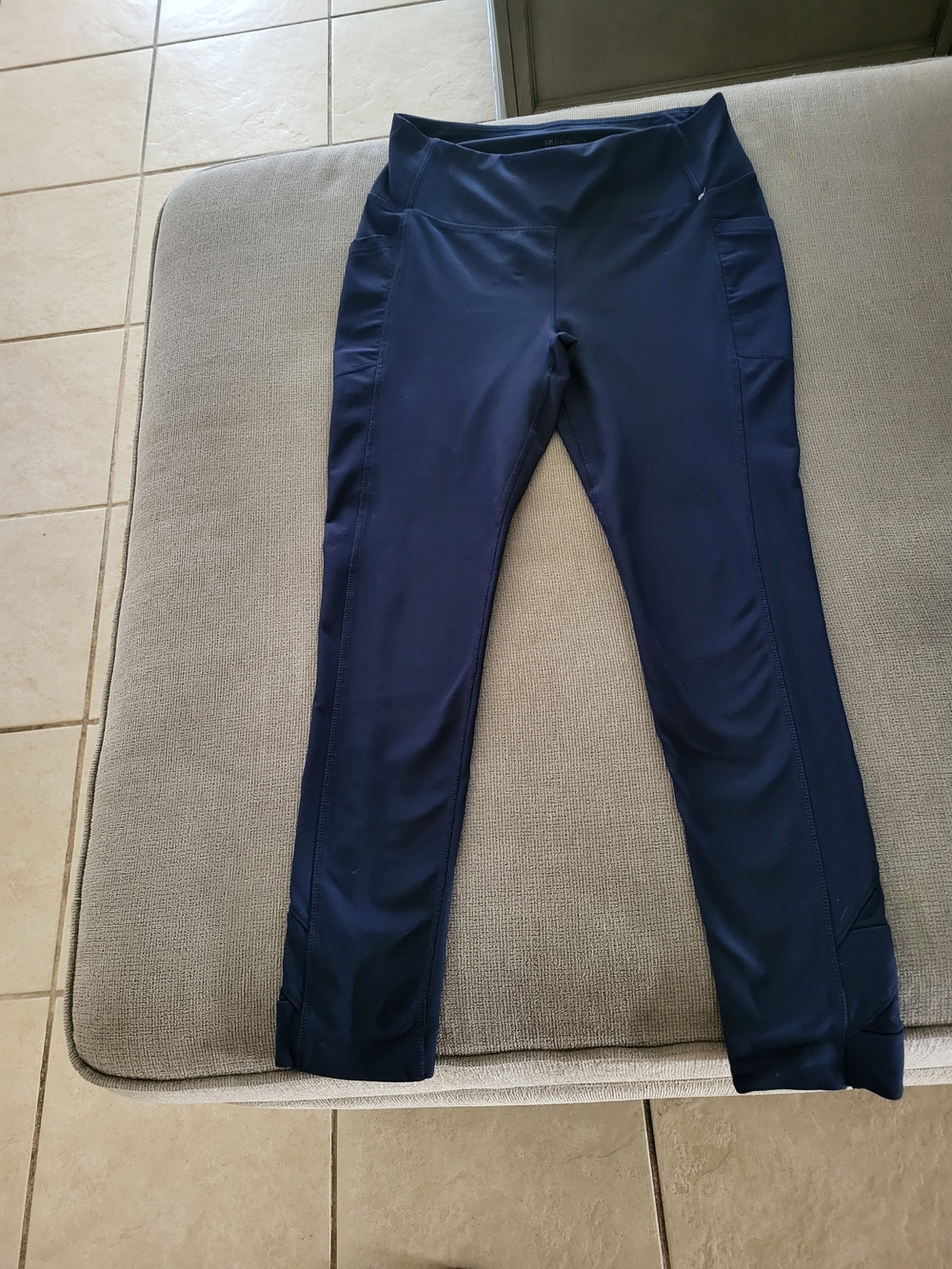 Mondetta Navy Performance Pocket Leggings